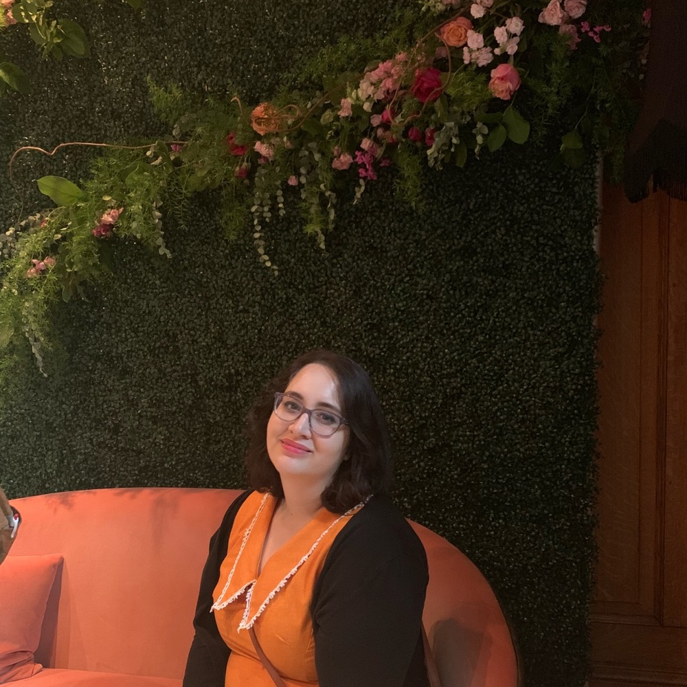 Meet your Posher, Julia